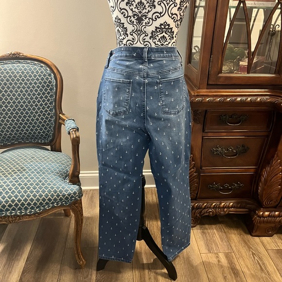 Talbots Size 10 slim ankle jeans with anchor print - Picture 2 of 3